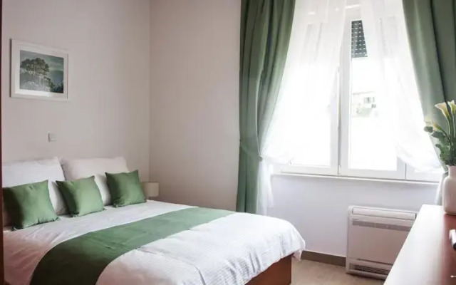 City Pads Apartment