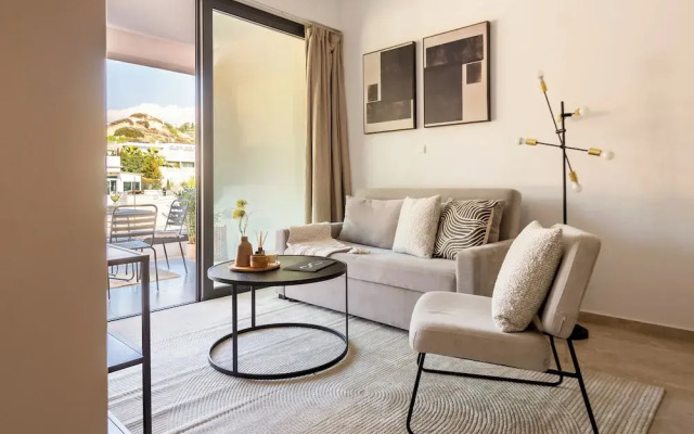 Sanders River Plaza Limassol Apartment