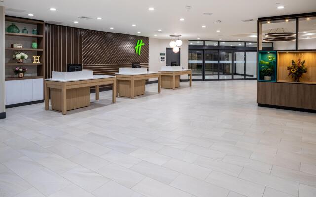 Holiday Inn Long Island-Islip Arpt East by IHG