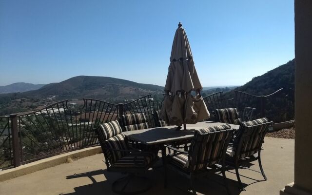 Sunshine Mountain Bed and Breakfast