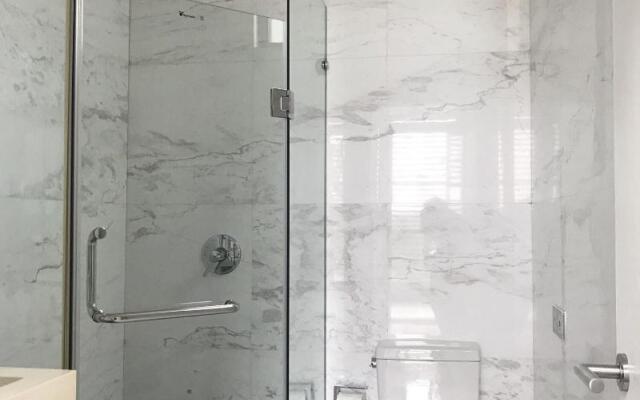 The Sifang Hotel Nanjing Autograph Collection