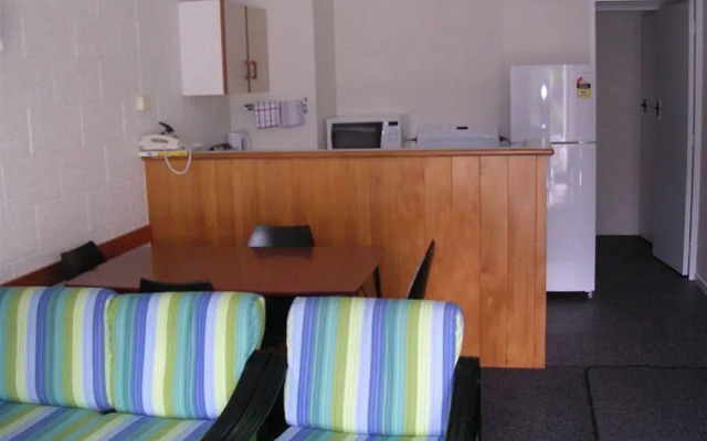 Acacia Lodge Motel