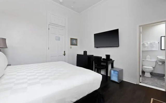 The Streetcar Historic Hotel