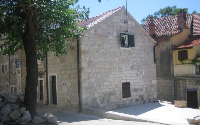 Stina Apartamenti