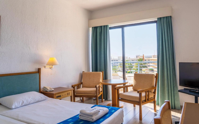 Paphos Gardens Holiday Resort