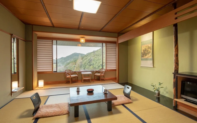 Yamamura Annex