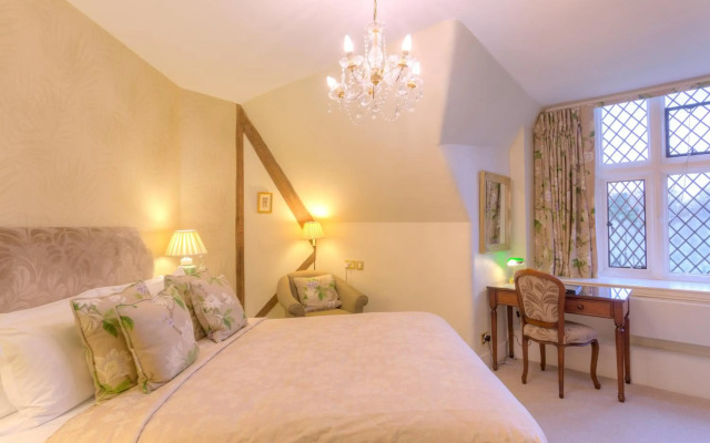 Rushton Hall Hotel & SPA