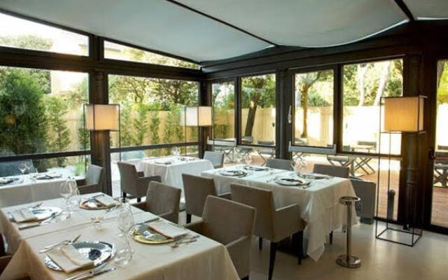 Villa Grey
