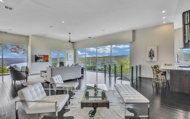 THE Above Vista Estate on Lake Austin
