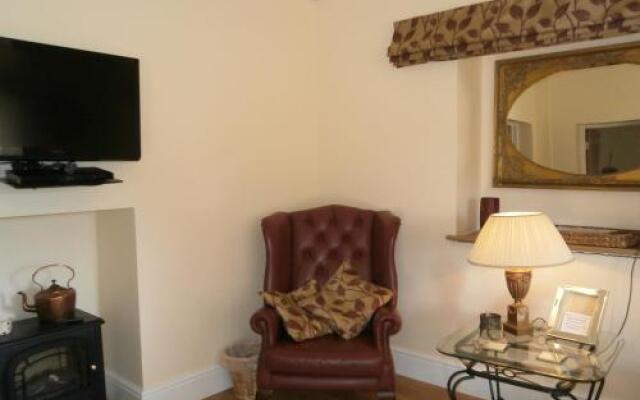 Plas Y Dderwen Bed and Breakfast