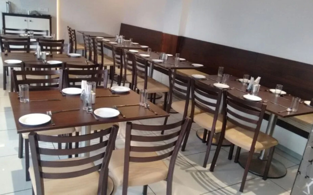 Hotel Sri Sri Executive Lodging