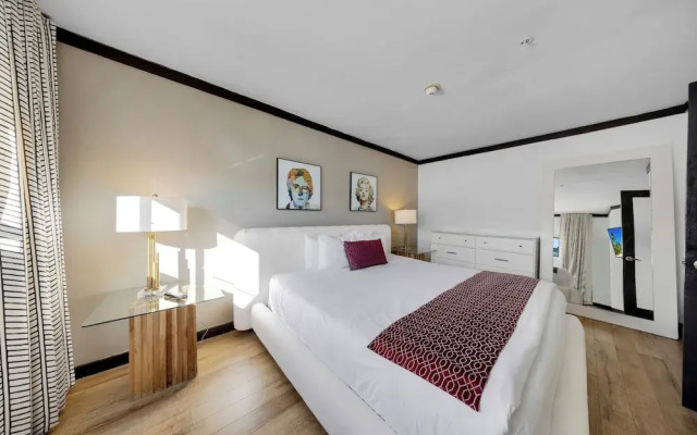 The Coastal Retreat