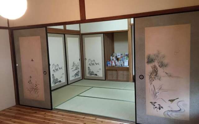 Satoyama Guest house COUTURE - Hostel