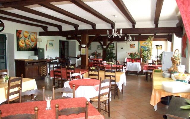 Logis Hotel du Val dAure