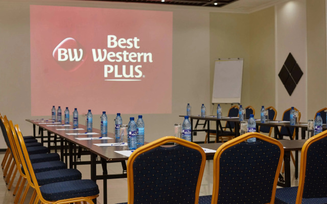 Best Western Plus Paramount Hotel