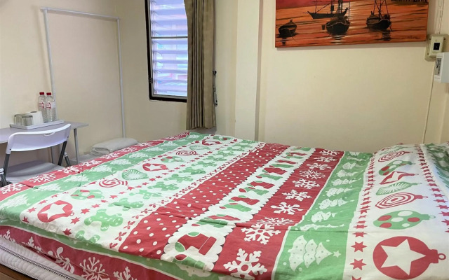 Taphouse Guest House