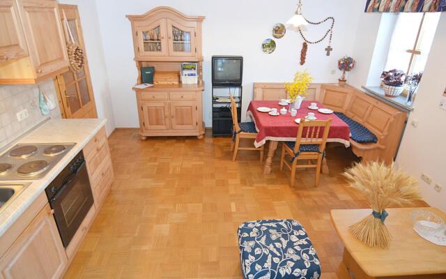 Spacious Apartment With Sauna in Schonsee