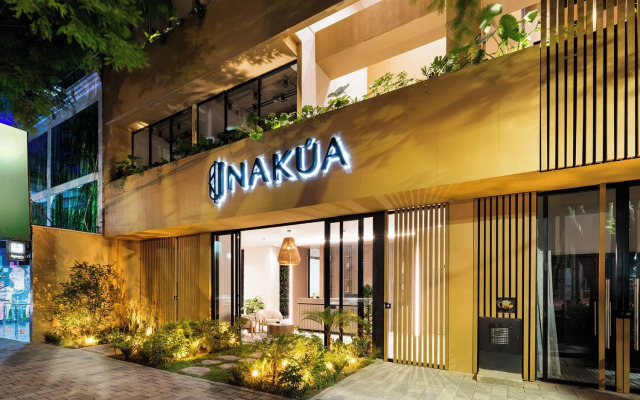 Nakúa Stay + Work