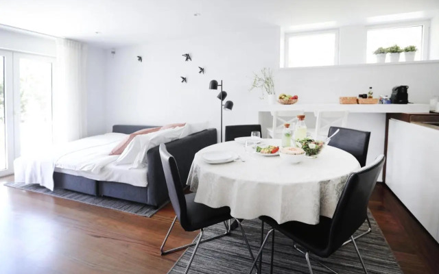 Santa Joana Apartment with garden and heated pool