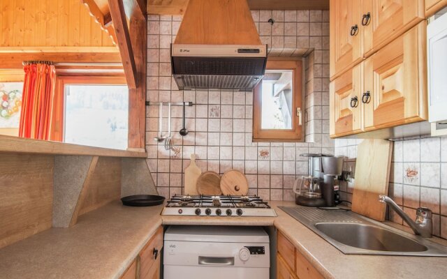 Rental For 14 People In Beautiful Ski Area Between Mountains And Nature