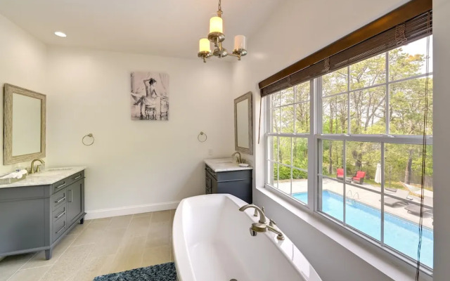 Pet-friendly Southampton Paradise With Pool!