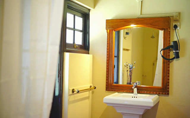 Bandarawela Hotel