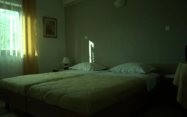 Villa Ro-Ela