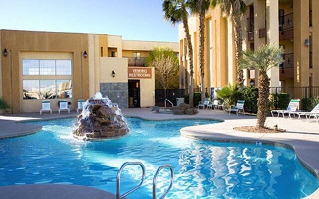 Emerald Suites - Las Vegas