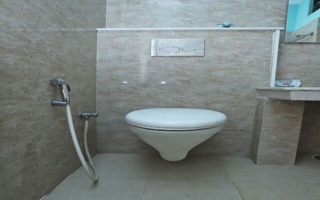OYO 44364 Hotel Gaurab