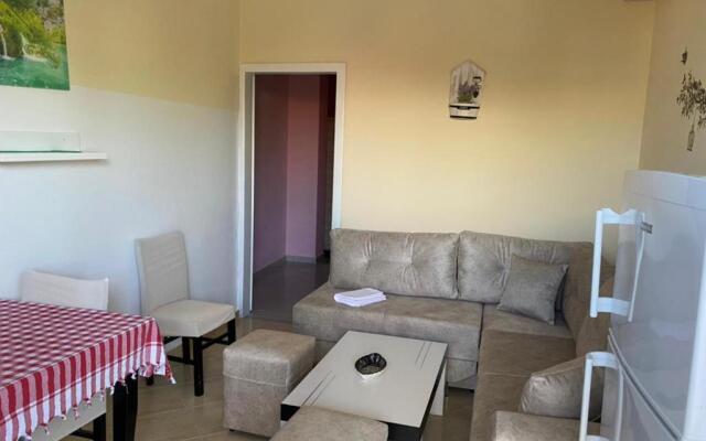 Green Garden Villa