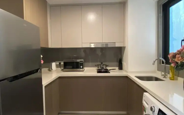 AGILE Infinity Suites TRX By AR