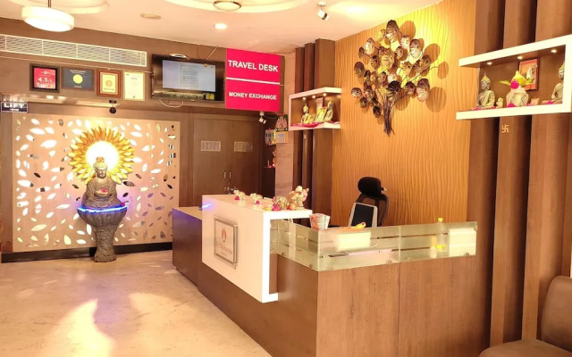 Sri Maharaja Residency