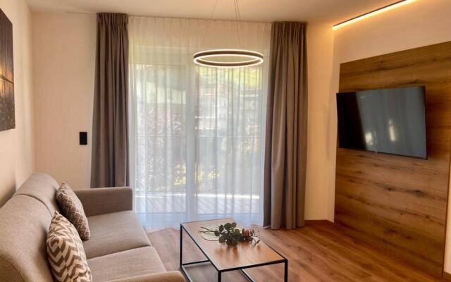 Bergzeit Apartments right on the ski slope