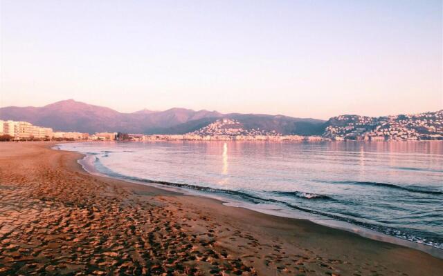 Josep Sabate, 4 1 In Roses