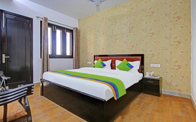 Treebo Trend AR Residency Sector 45