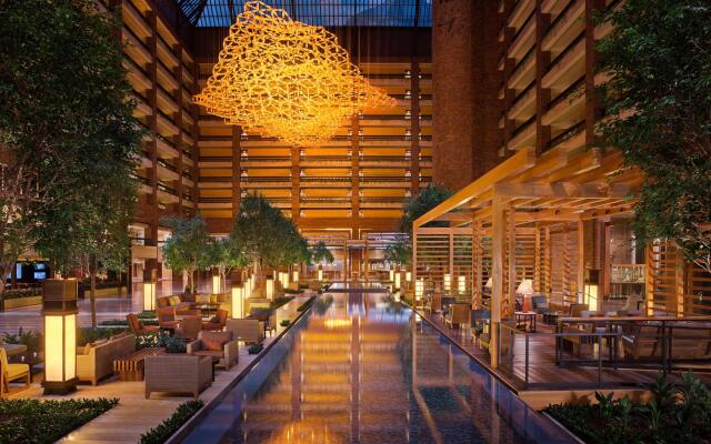 Hilton Anatole