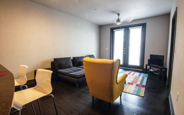 Luxury East Austin Flat