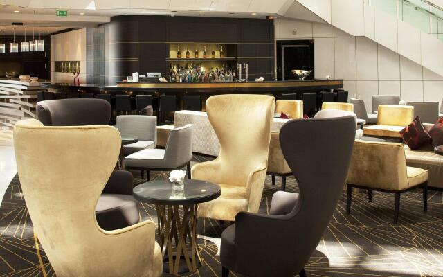 Отель JW Marriott Cannes