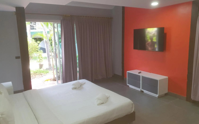 Momento Resort
