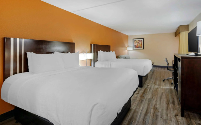Spark by Hilton Kimball Hotel