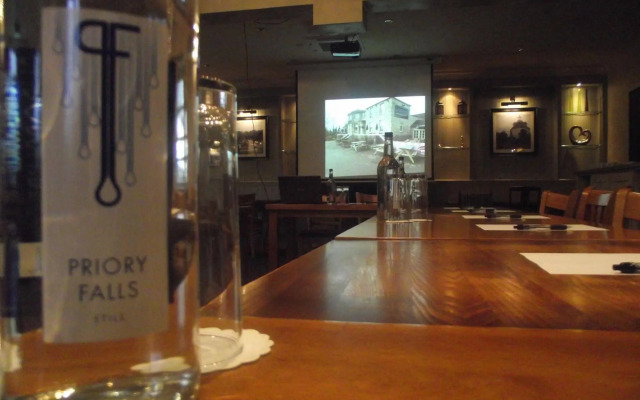 Sturdy's Castle Country Inn