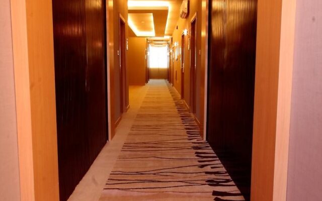 Meera Suites