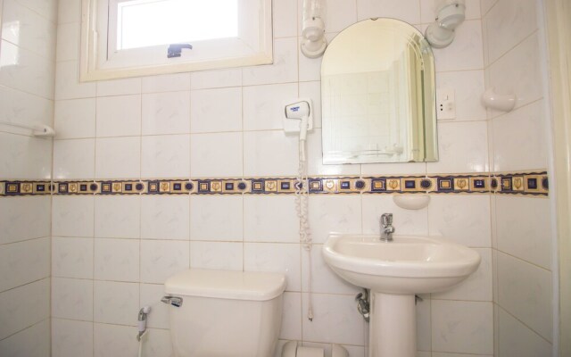 Skyline Studio Apartment