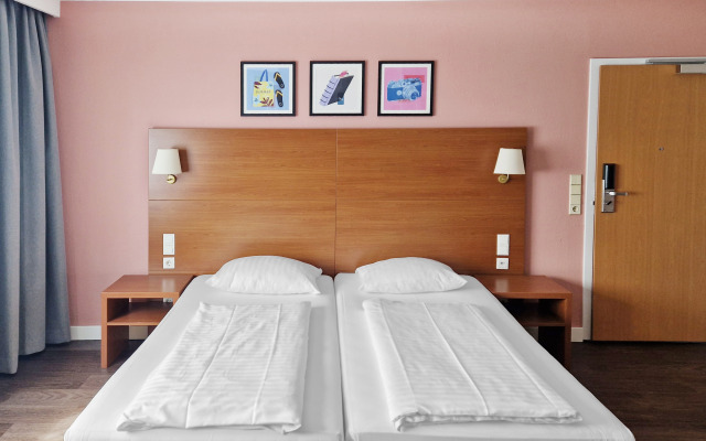 Garner Hotel Stuttgart City Centre by IHG