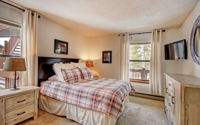 Tyra Summit A2F - 2 Br Condo