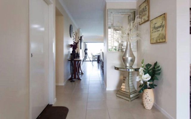 Bella Vista of Raby Bay Bed & Breakfast