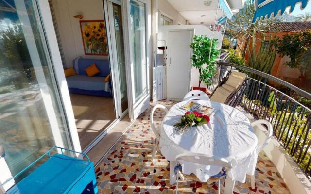 Studio Menton, 1 pièce, 4 personnes - FR-1-196-297