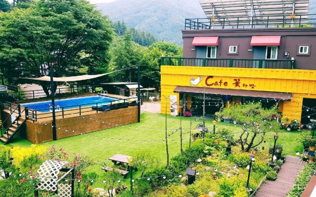 Blossom Pension