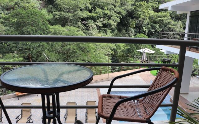 Eco hotel Villa Suites