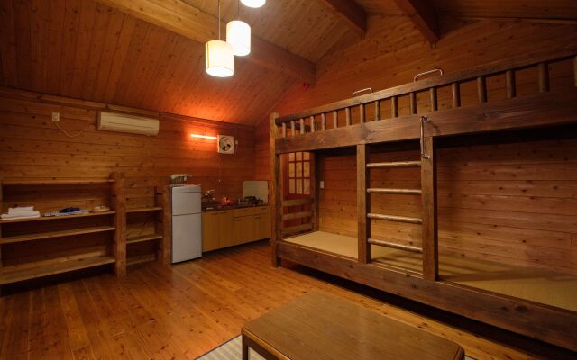 Log Cabin Kinoko No Sato